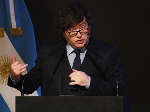 Milei quiere que tengamos hijos para arreglar una economía que no puede resolver